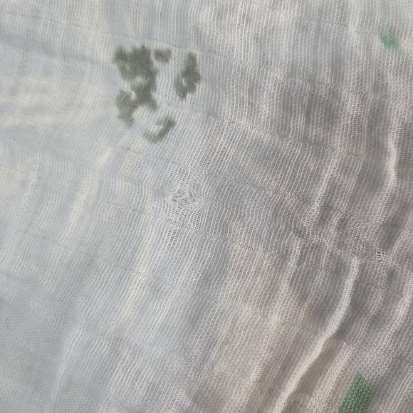 Cloud Island Muslin Blanket Baby Monthly Milestones w/ Felt Frame Meadow Floral - Picture 6 of 7